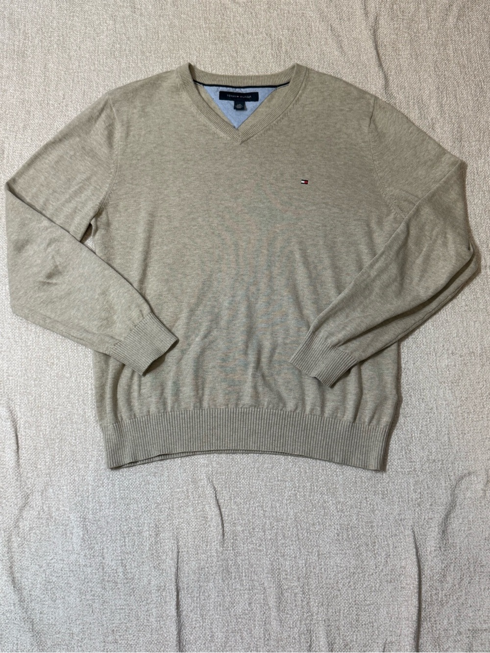 Tommy Hilfiger Mens L Tan V Neck Cotton Sweater Preppy Quiet Luxury